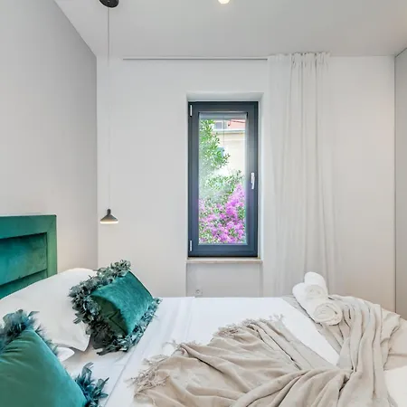 Apartamento Location! Spacious Lux -5 Min From & Centre