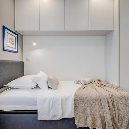 Location! Spacious Lux -5 Min From & Centre Apartamento *