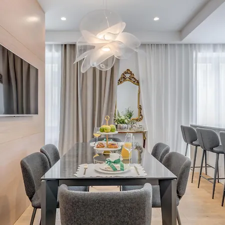Apartamento Location! Spacious Lux -5 Min From & Centre *
