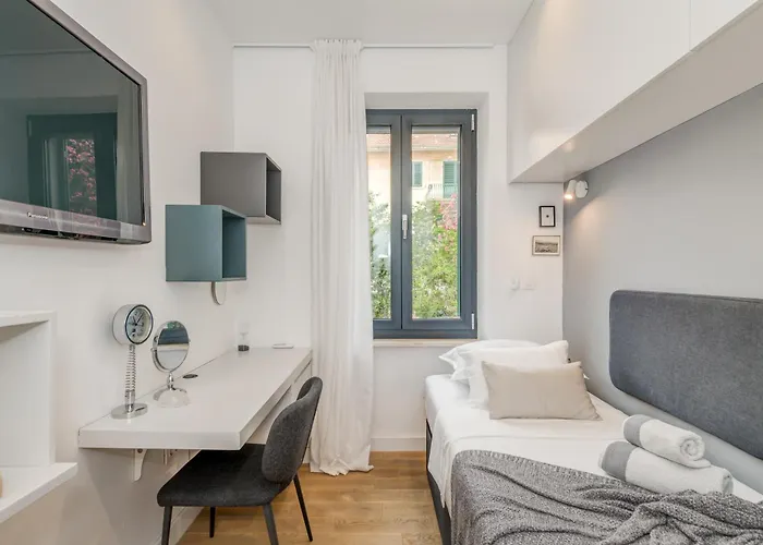 Lägenhet Location! Spacious Lux -5 Min From & Centre *